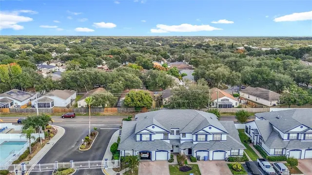 $274,000 | 1206 Summergate Drive, Valrico, FL 33594