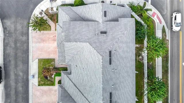 $289,000 | 1206 Summergate Drive, Valrico, FL 33594