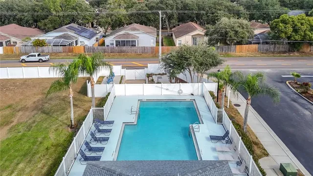 $289,000 | 1206 Summergate Drive, Valrico, FL 33594