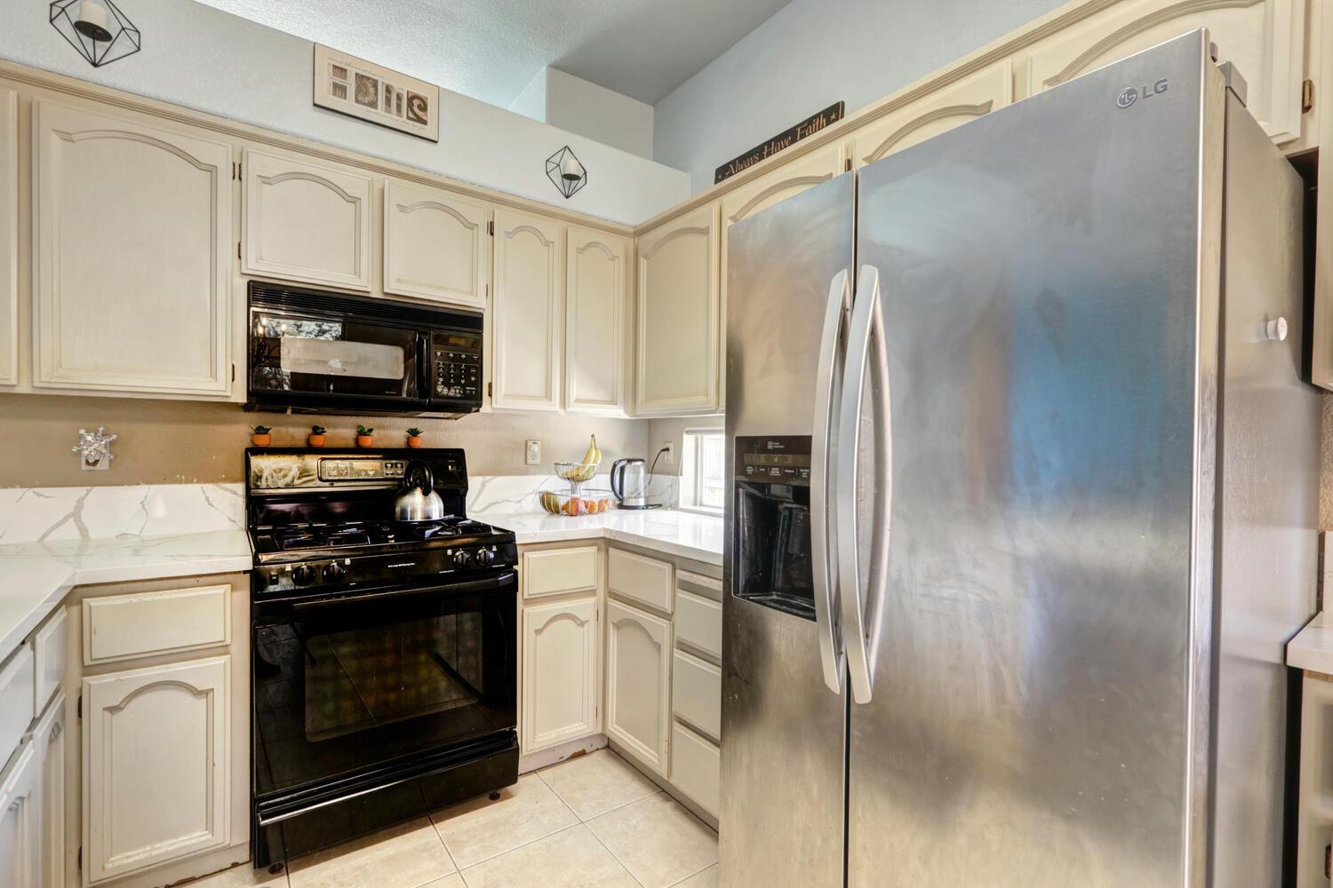 8859 Westside Way Elk Grove, CA 95758 - Photo 13 of 40