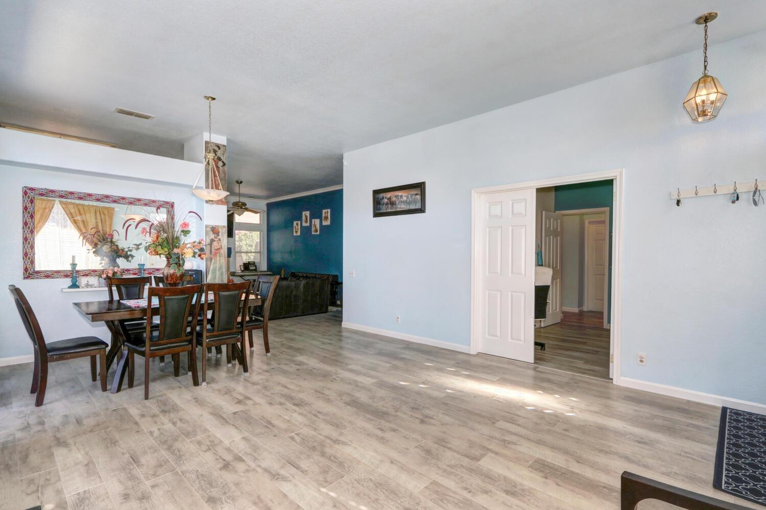 8859 Westside Way Elk Grove, CA 95758 - Photo 8 of 40