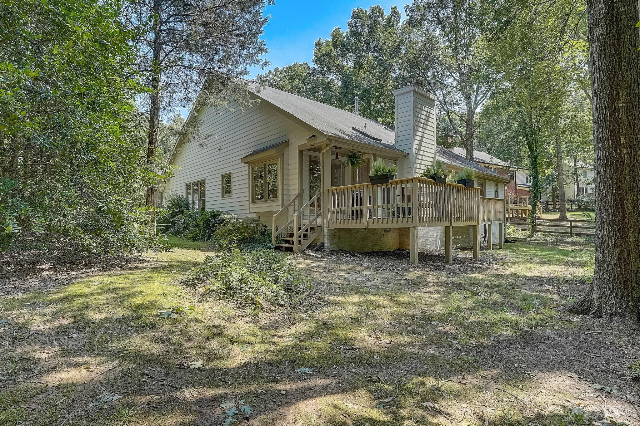 8231 Hunley Ridge Road Matthews, NC 28104 - Photo 26 of 34 Gallery Image 26