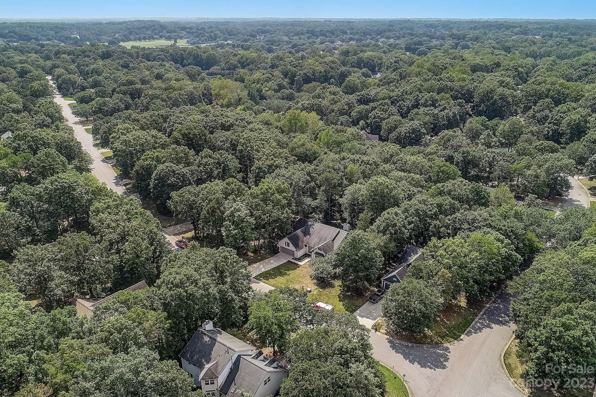 8231 Hunley Ridge Road Matthews, NC 28104 - Photo 29 of 34 Gallery Image 29