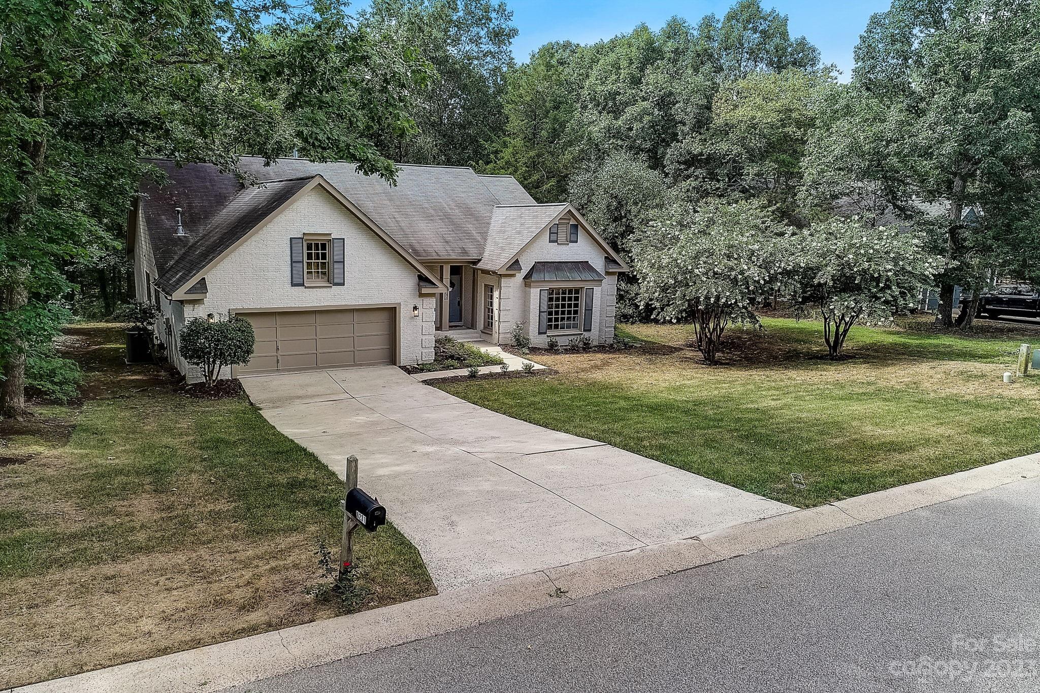 8231 Hunley Ridge Road Matthews, NC 28104 - Photo 32 of 34 Gallery Image 32