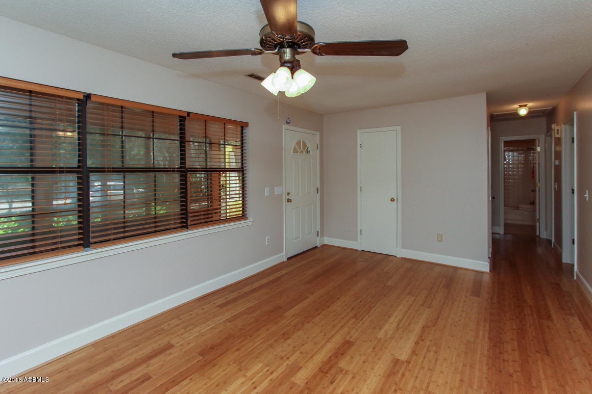 21 State Rd S-7-428 Beaufort, SC 29907 - Photo 11 of 25 11