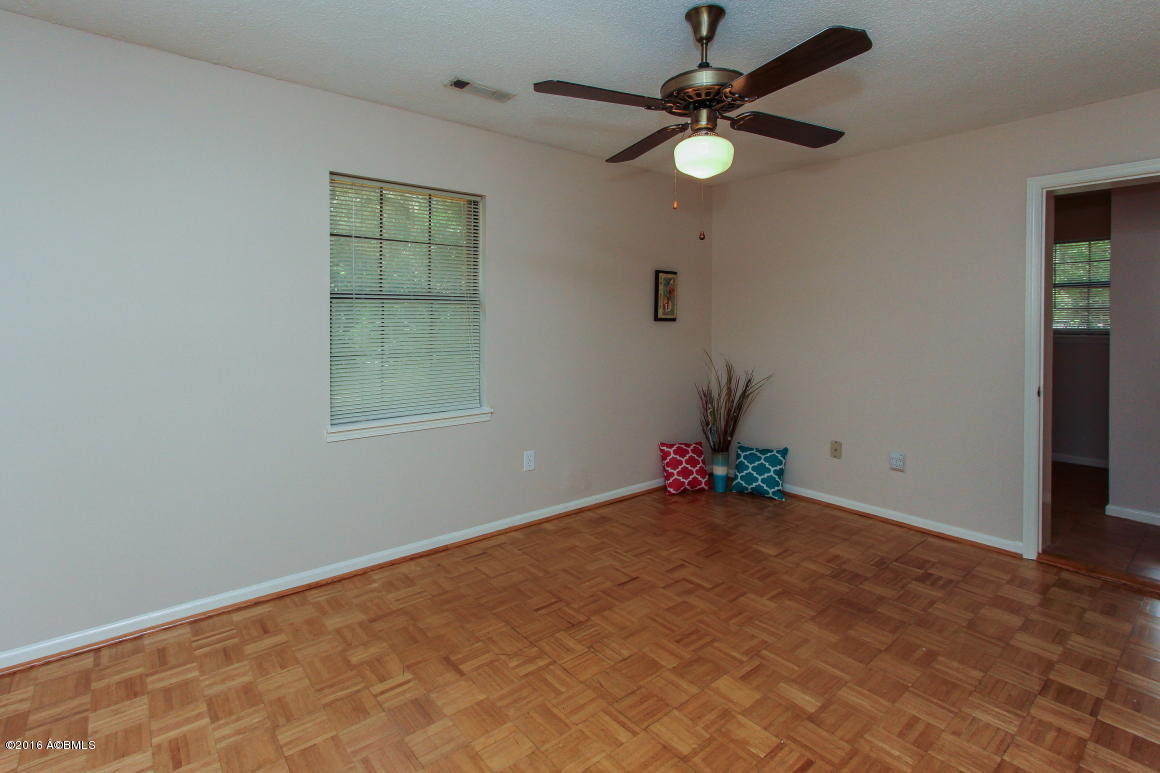 21 State Rd S-7-428 Beaufort, SC 29907 - Photo 16 of 25 16