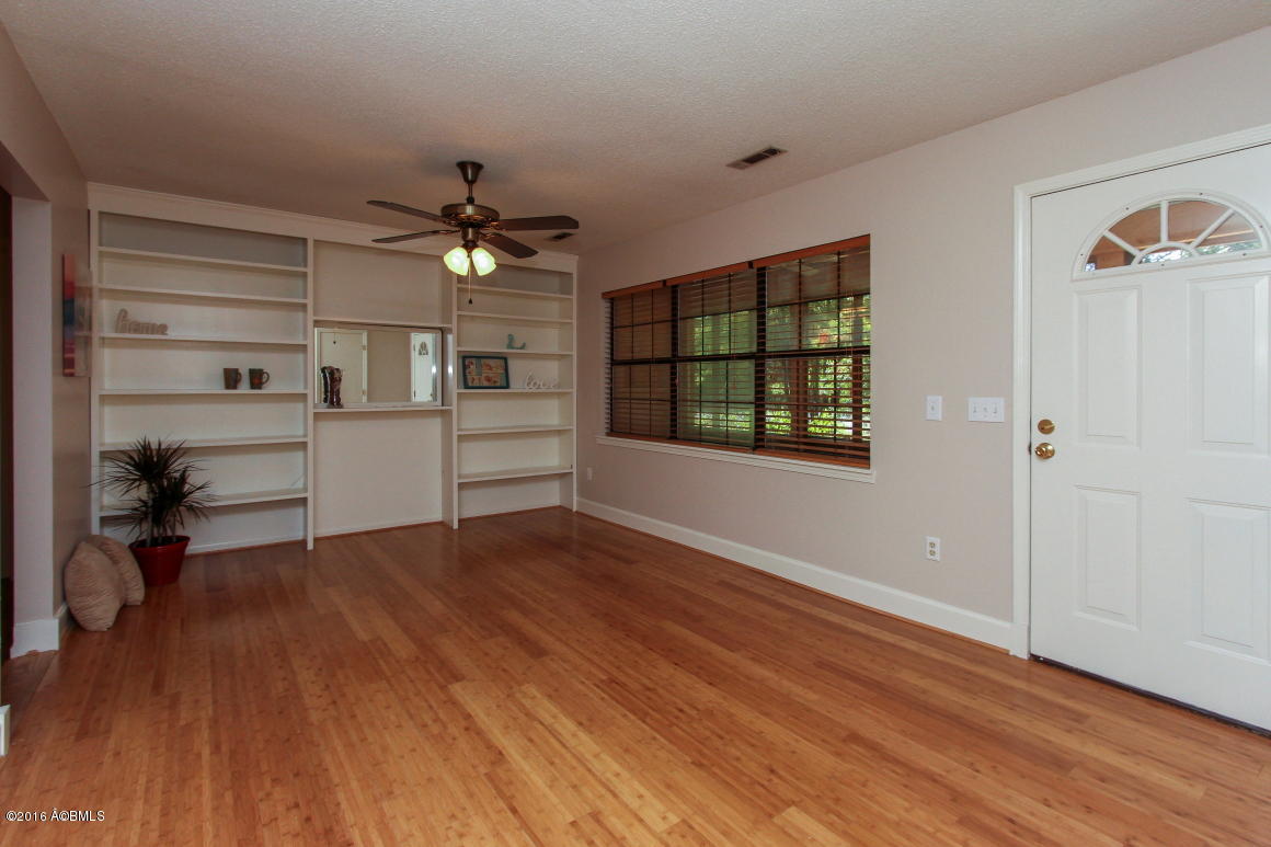 21 State Rd S-7-428 Beaufort, SC 29907 - Photo 6 of 25 6
