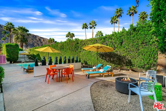$950,000 | 502 Calle Santa Rosa South, Palm Springs, CA 92264