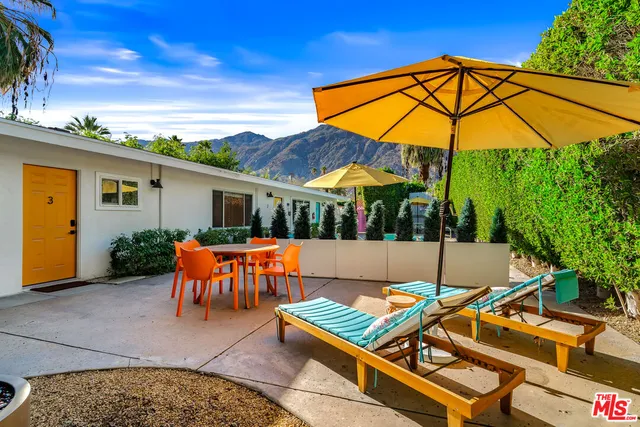 $950,000 | 502 Calle Santa Rosa South, Palm Springs, CA 92264