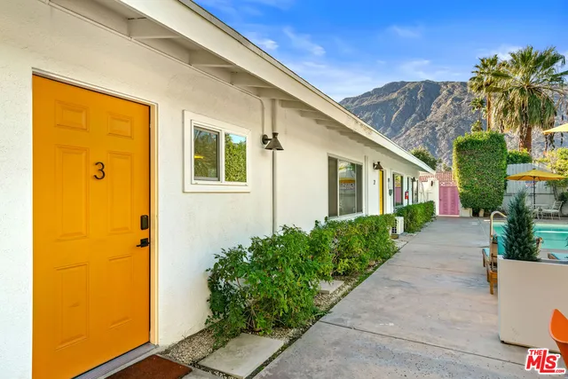 $950,000 | 502 Calle Santa Rosa South, Palm Springs, CA 92264