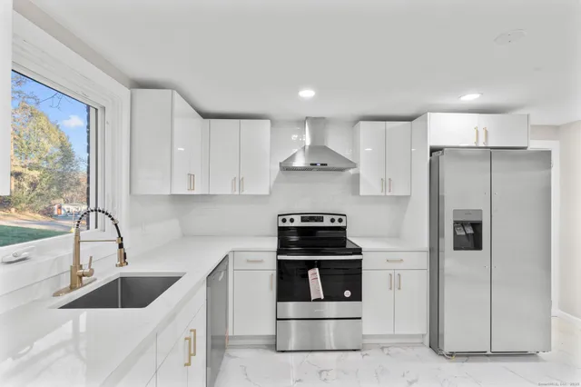 $359,900 | 23 Prospect Avenue, Watertown, CT 06779