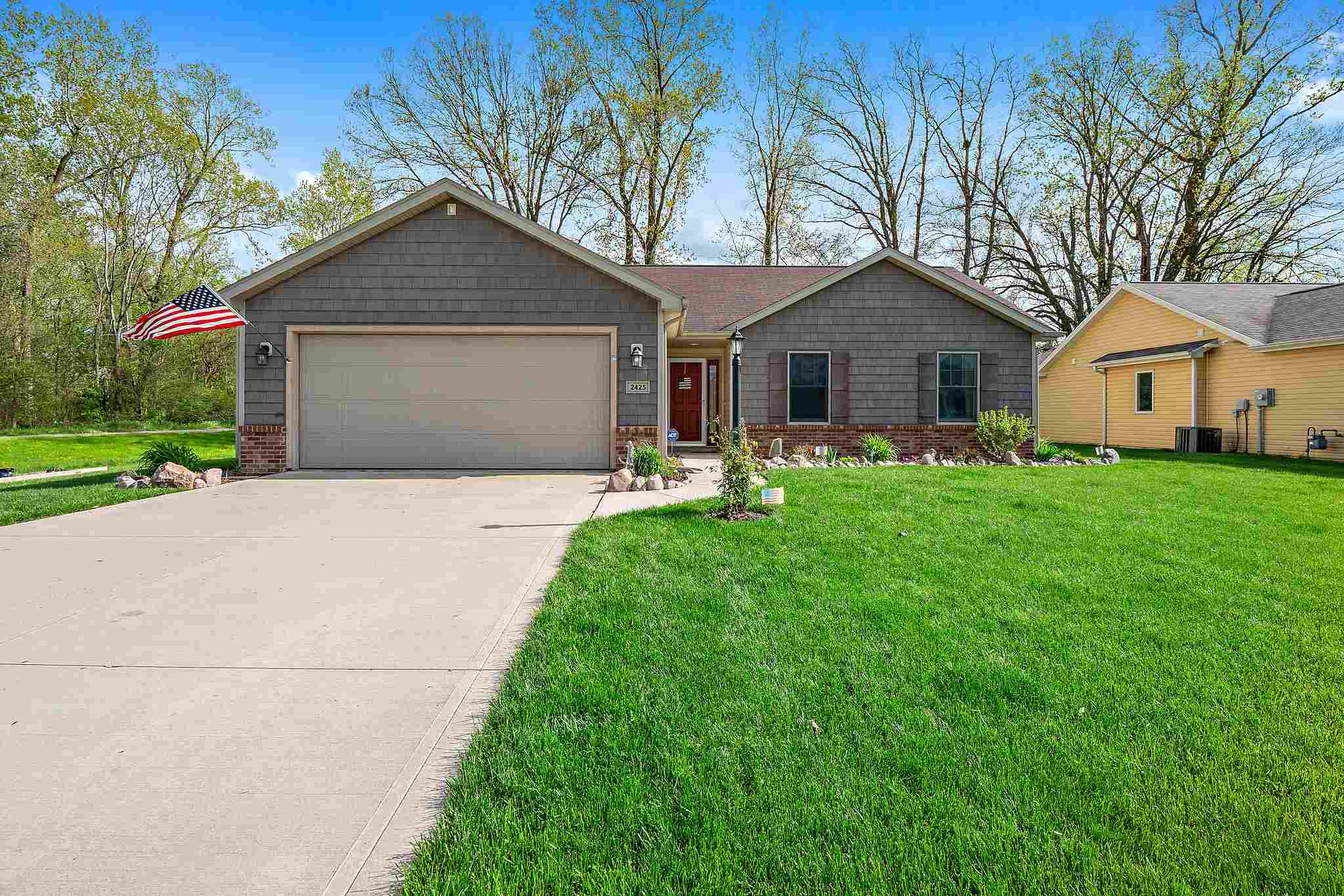 2425 Stonecrop Road Huntertown, IN 46748 - Photo 2 of 28