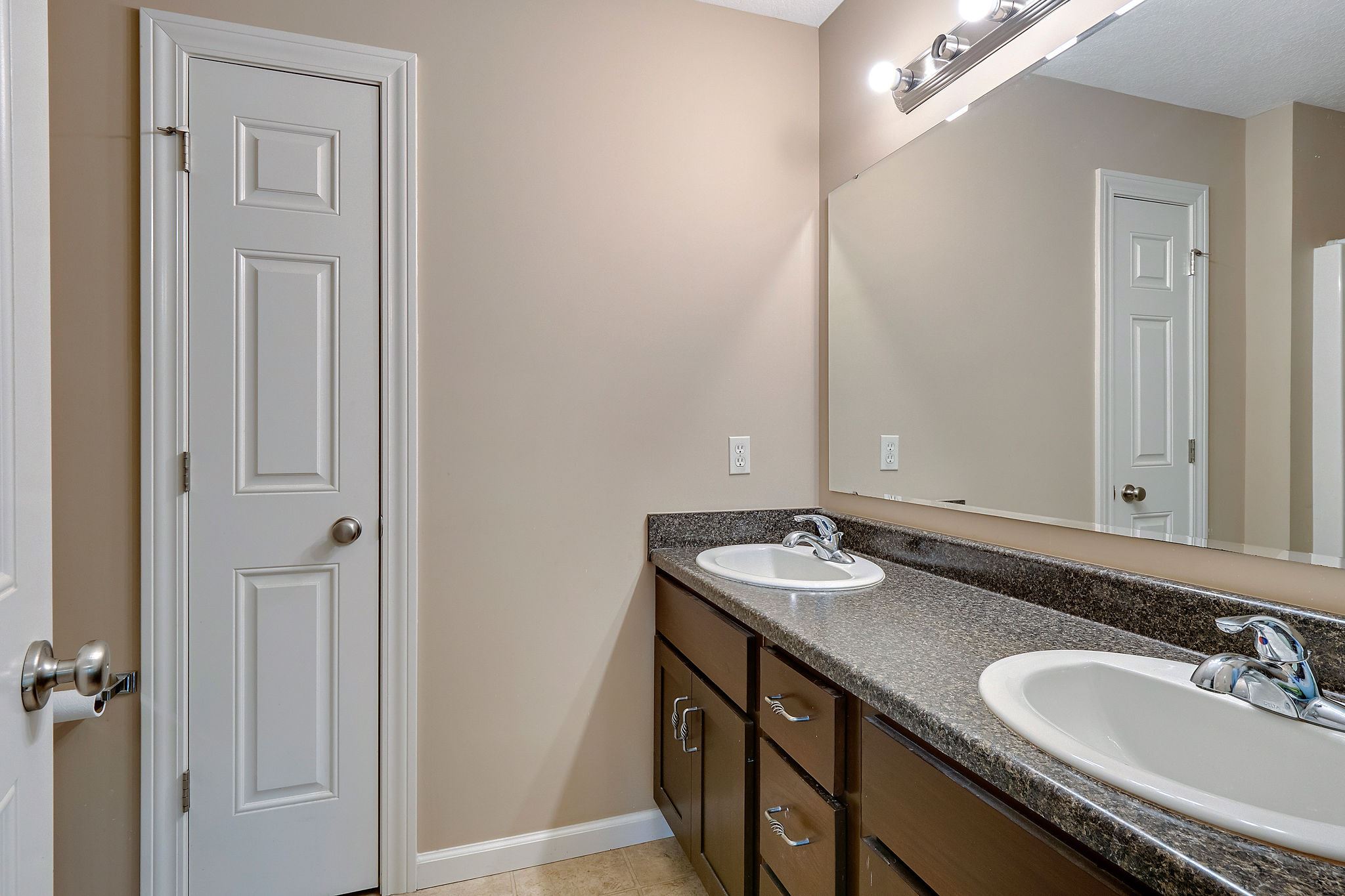 2425 Stonecrop Road Huntertown, IN 46748 - Photo 23 of 28