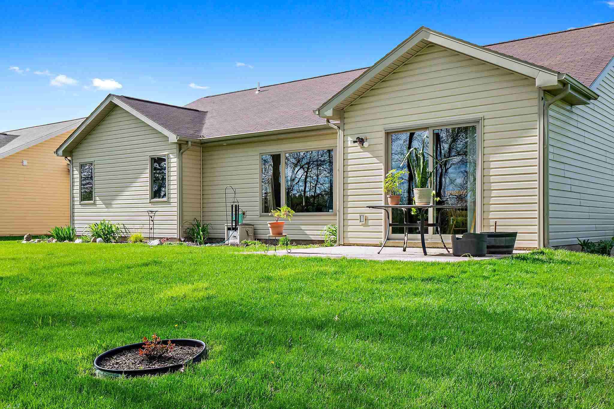 2425 Stonecrop Road Huntertown, IN 46748 - Photo 4 of 28