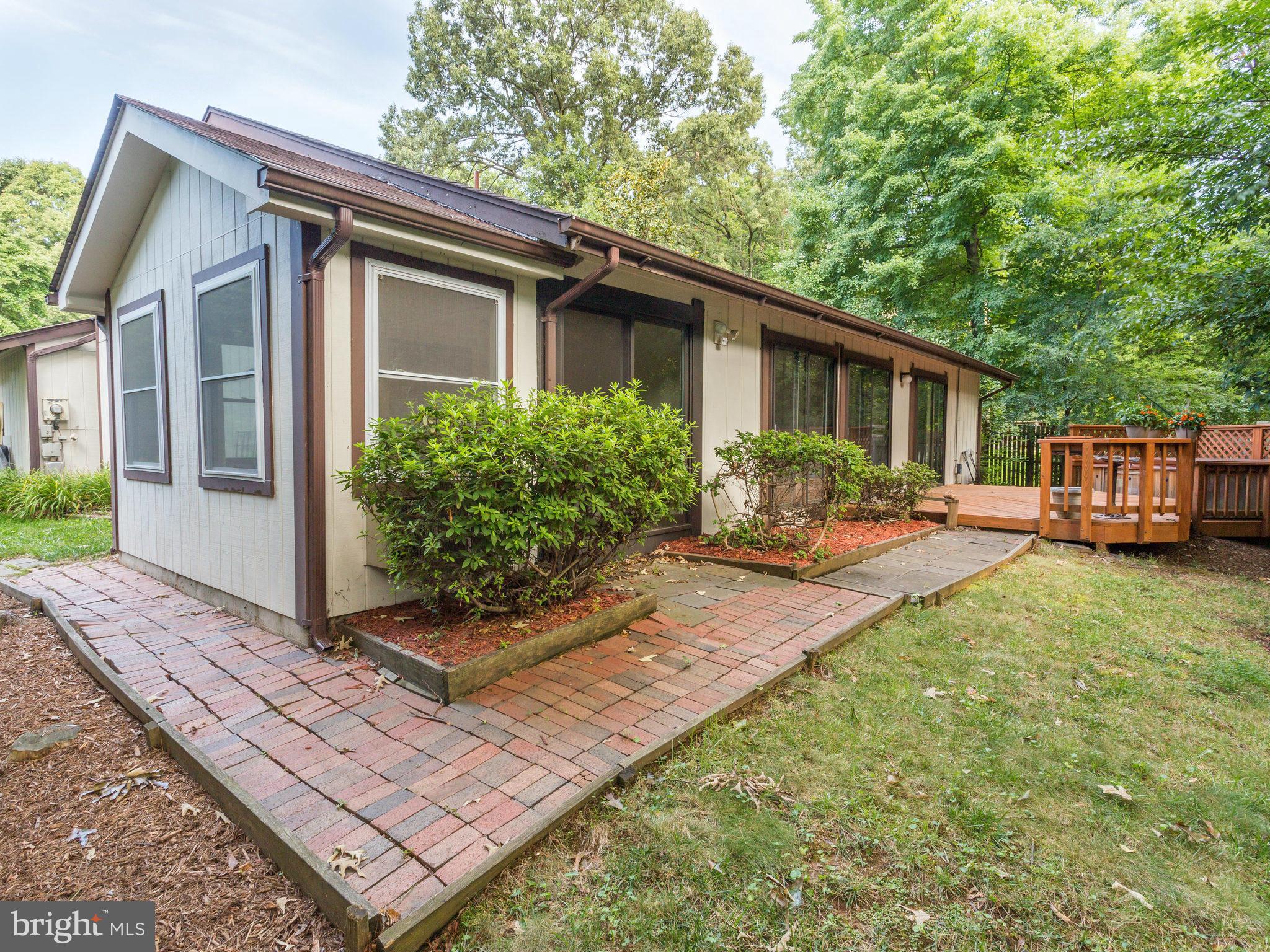 5337 Aylor Road Fairfax, VA 22032 - Photo 27 of 30 Rear Exterior View 1