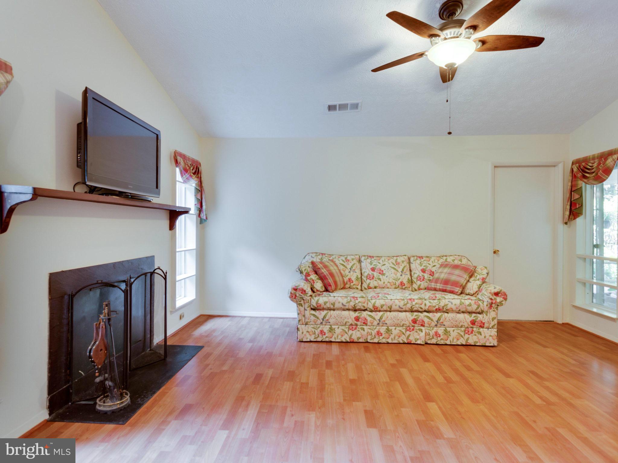 5337 Aylor Road Fairfax, VA 22032 - Photo 10 of 30 Family Room w/Fireplace View 2