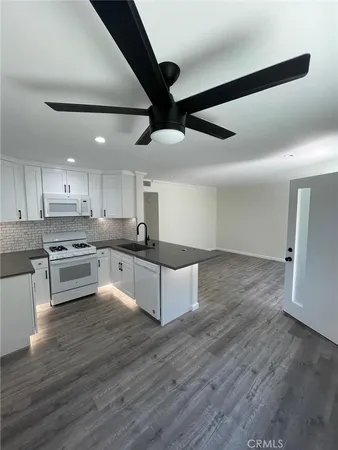 $1,950 | 5743 Klump Avenue, Unit 3, North Hollywood, CA 91601