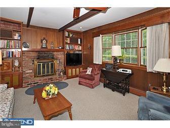 4175 Hoffman Road Hatboro, PA 19040 - Photo 9 of 12 Family Room