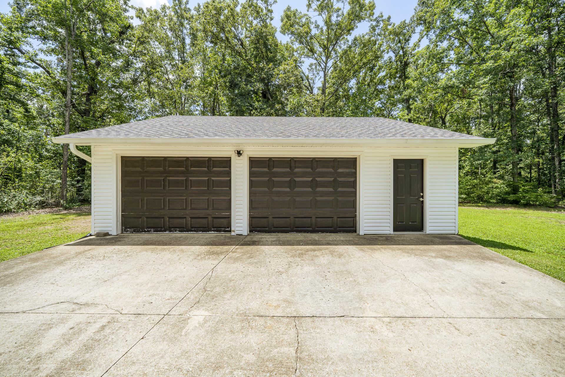 330 Robin Hood Loop Savannah, TN 38372 - Photo 26 of 36