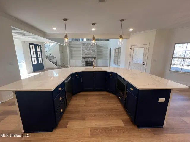 $599,000 | 451 Poplar Lane, Holly Springs, MS 38635