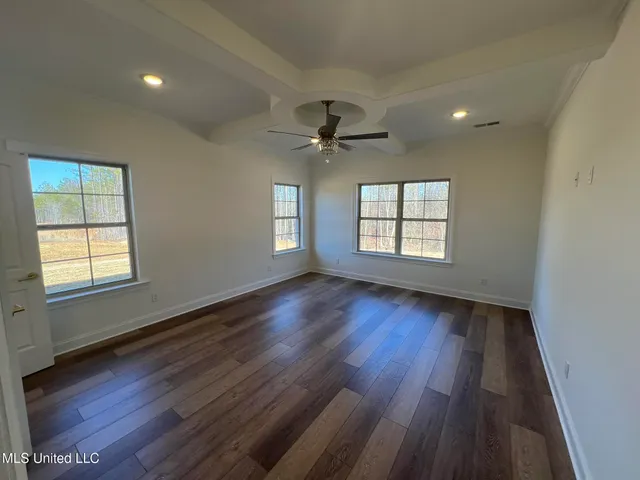 $599,000 | 451 Poplar Lane, Holly Springs, MS 38635