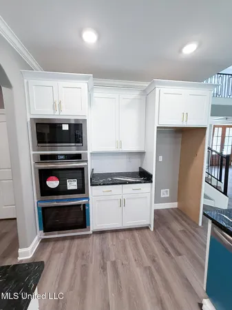 $599,000 | 451 Poplar Lane, Holly Springs, MS 38635