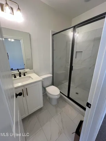 $599,000 | 451 Poplar Lane, Holly Springs, MS 38635