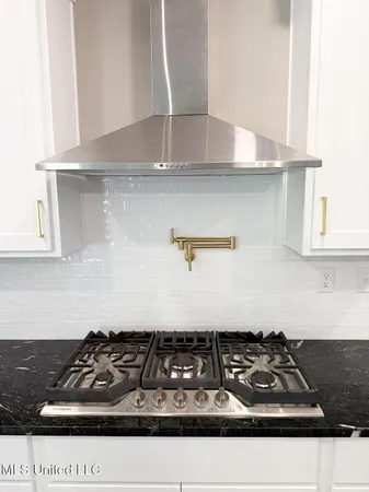 $599,000 | 451 Poplar Lane, Holly Springs, MS 38635