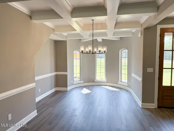 $599,000 | 451 Poplar Lane, Holly Springs, MS 38635