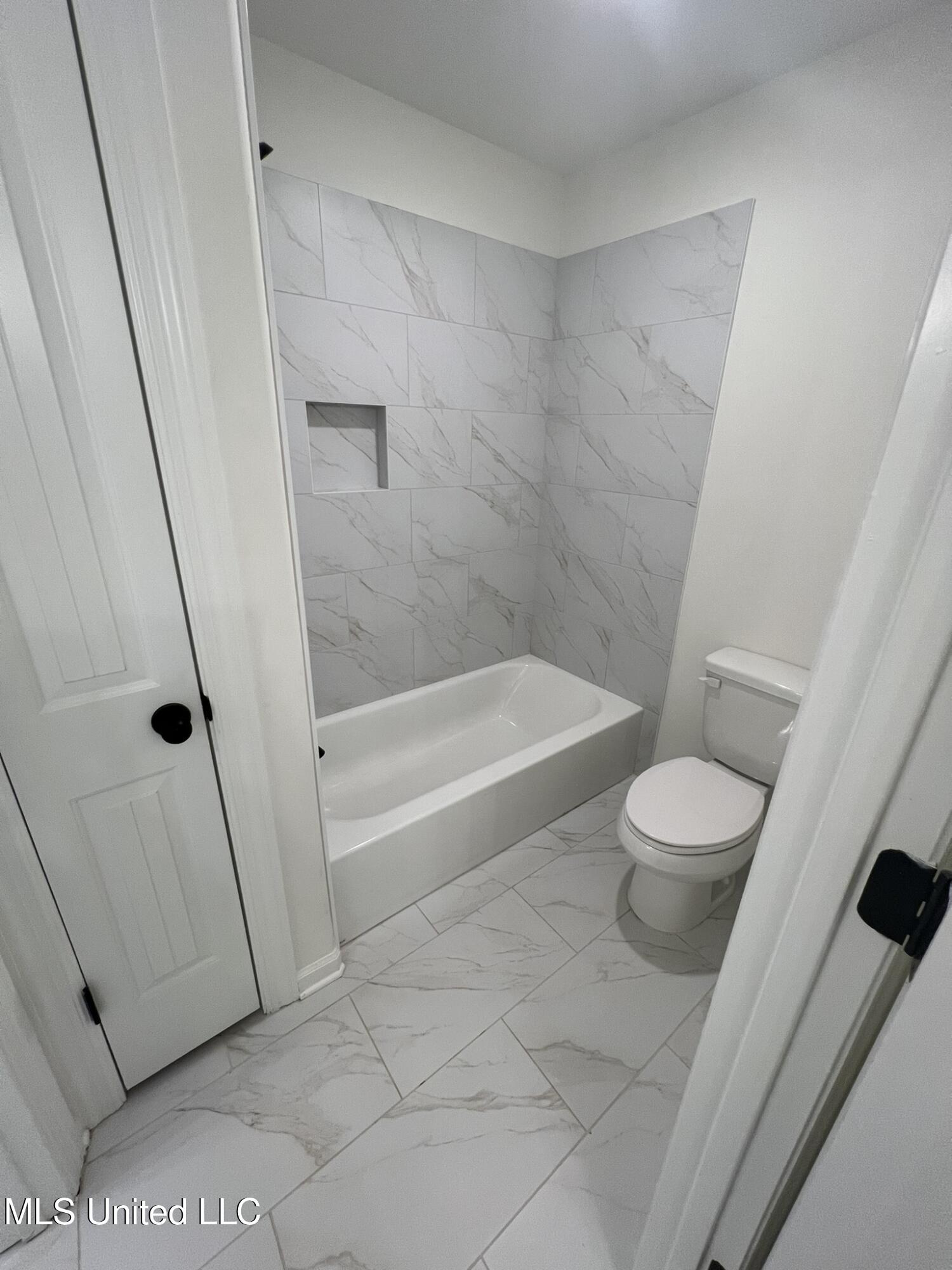 451 Poplar Lane Holly Springs, MS 38635 - Photo 34 of 45 IMG_5654