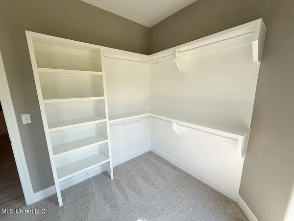 $599,000 | 451 Poplar Lane, Holly Springs, MS 38635