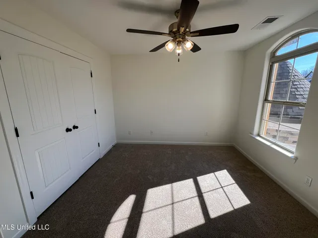 $599,000 | 451 Poplar Lane, Holly Springs, MS 38635