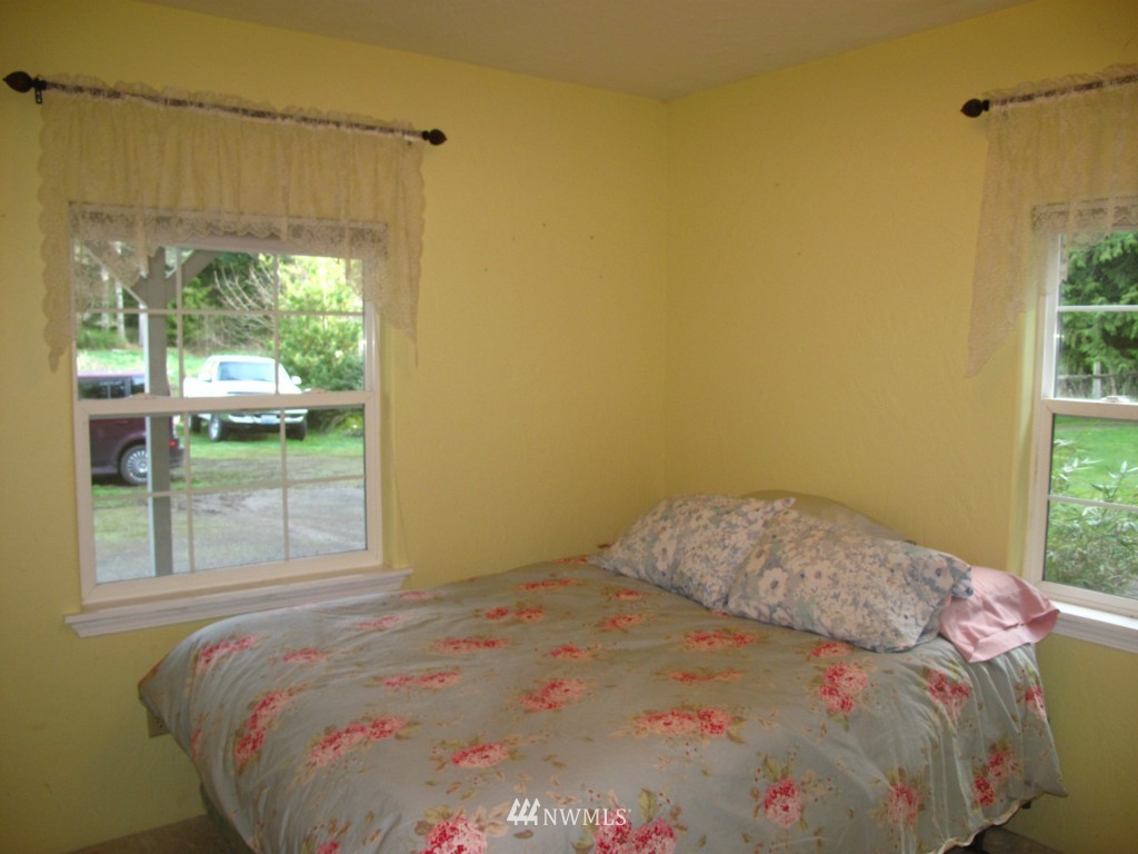 341 Hudson Road Port Angeles, WA 98363 - Photo 12 of 23 Gallery Image 12