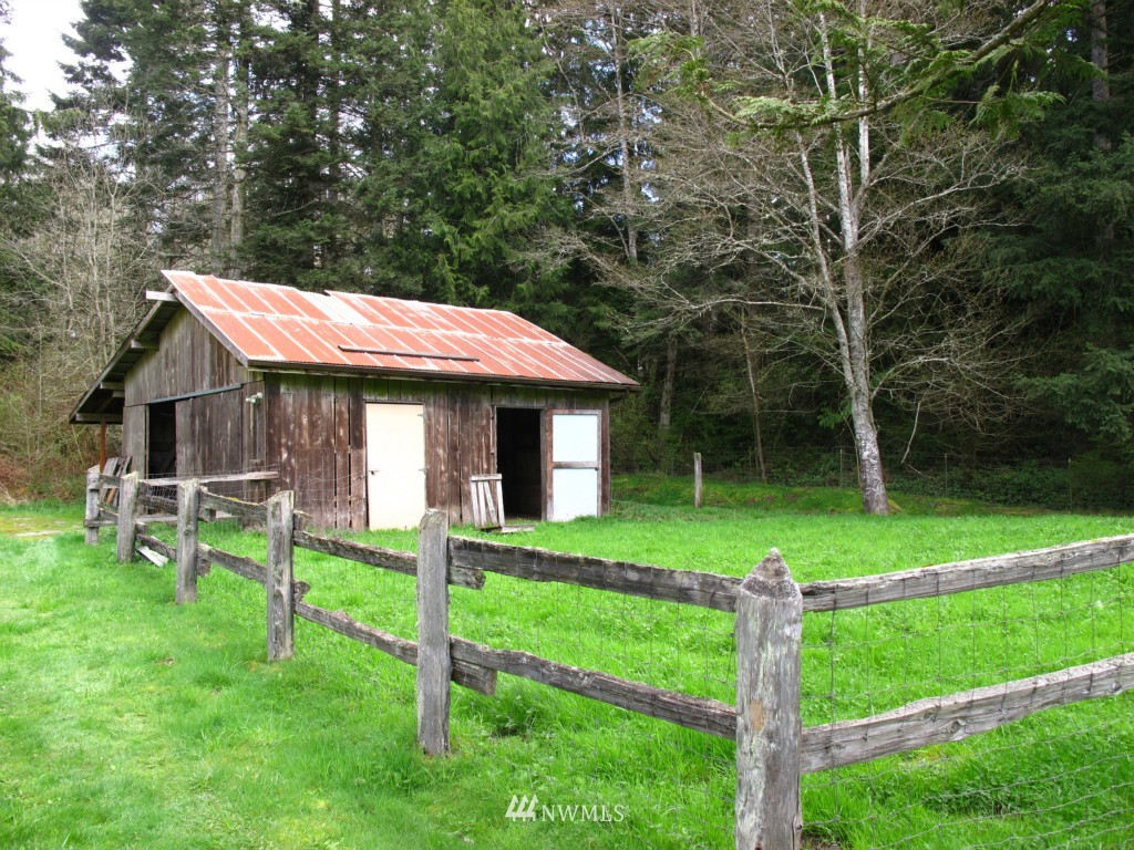 341 Hudson Road Port Angeles, WA 98363 - Photo 20 of 23 Gallery Image 20