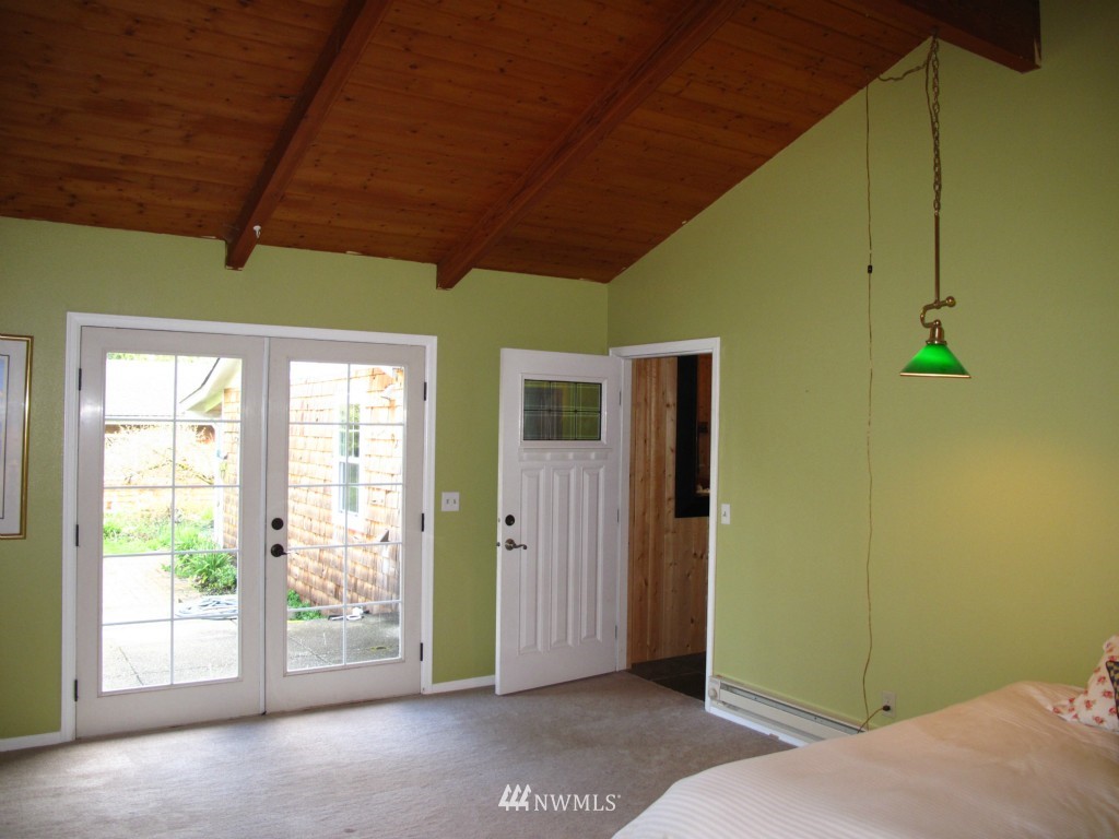 341 Hudson Road Port Angeles, WA 98363 - Photo 9 of 23 Gallery Image 9