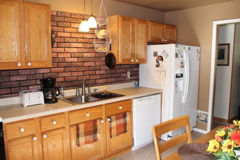 416 Niagara Road Valparaiso, IN 46385 - Photo 3 of 10 767x511