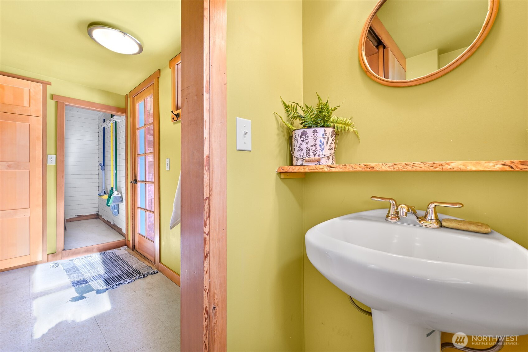4186 Rural Avenue Bellingham, WA 98226 - Photo 25 of 40 a bathroom with a sink and a mirror