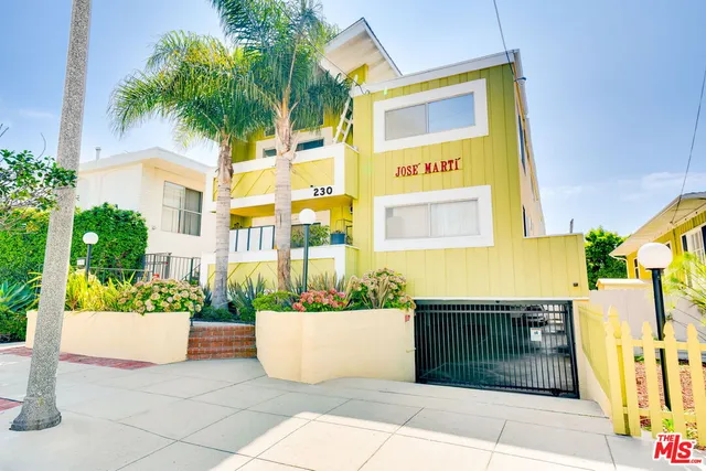 $4,895 | 230 Bicknell Avenue, Unit 104, Santa Monica, CA 90405