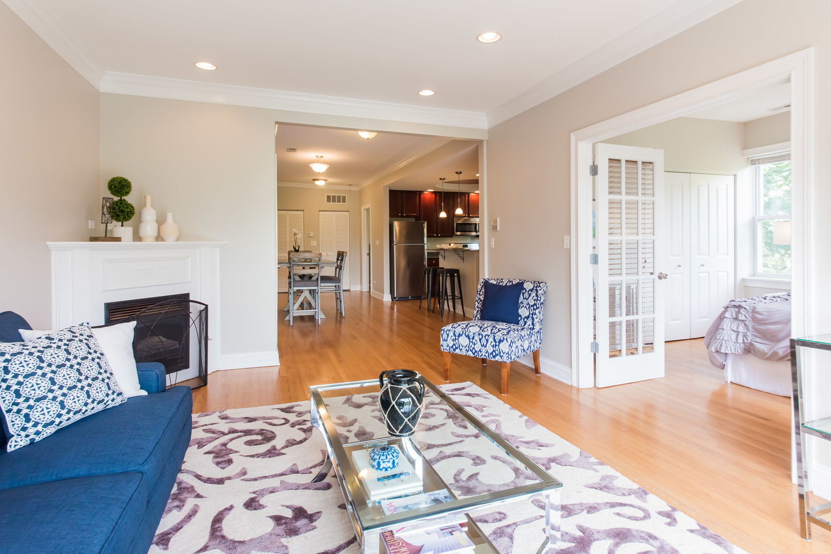2000 West Greenleaf Avenue, Unit 3 Chicago, IL 60645 - Photo 6 of 27