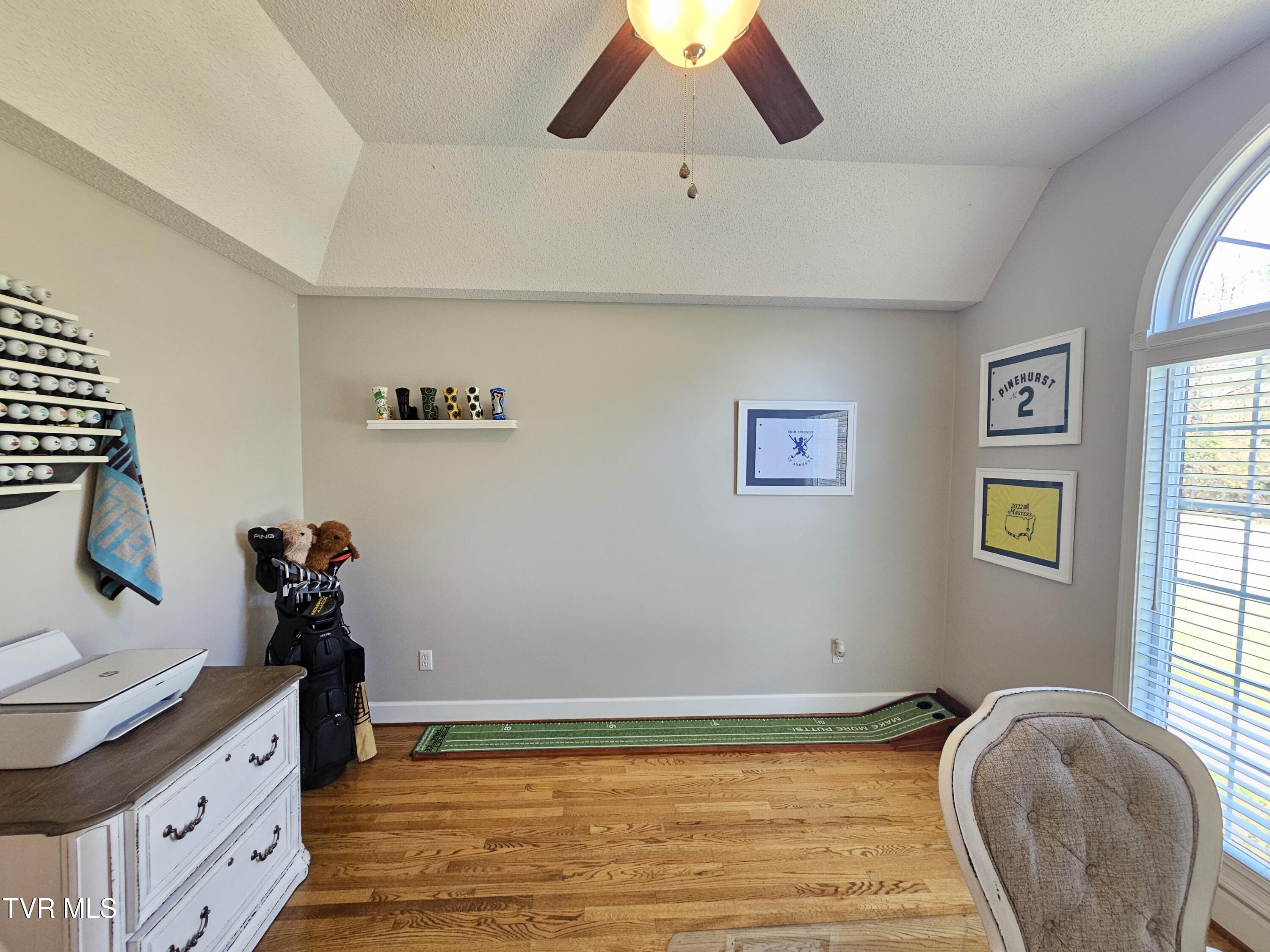 212 Chatham Road Bristol, TN 37620 - Photo 15 of 51 14