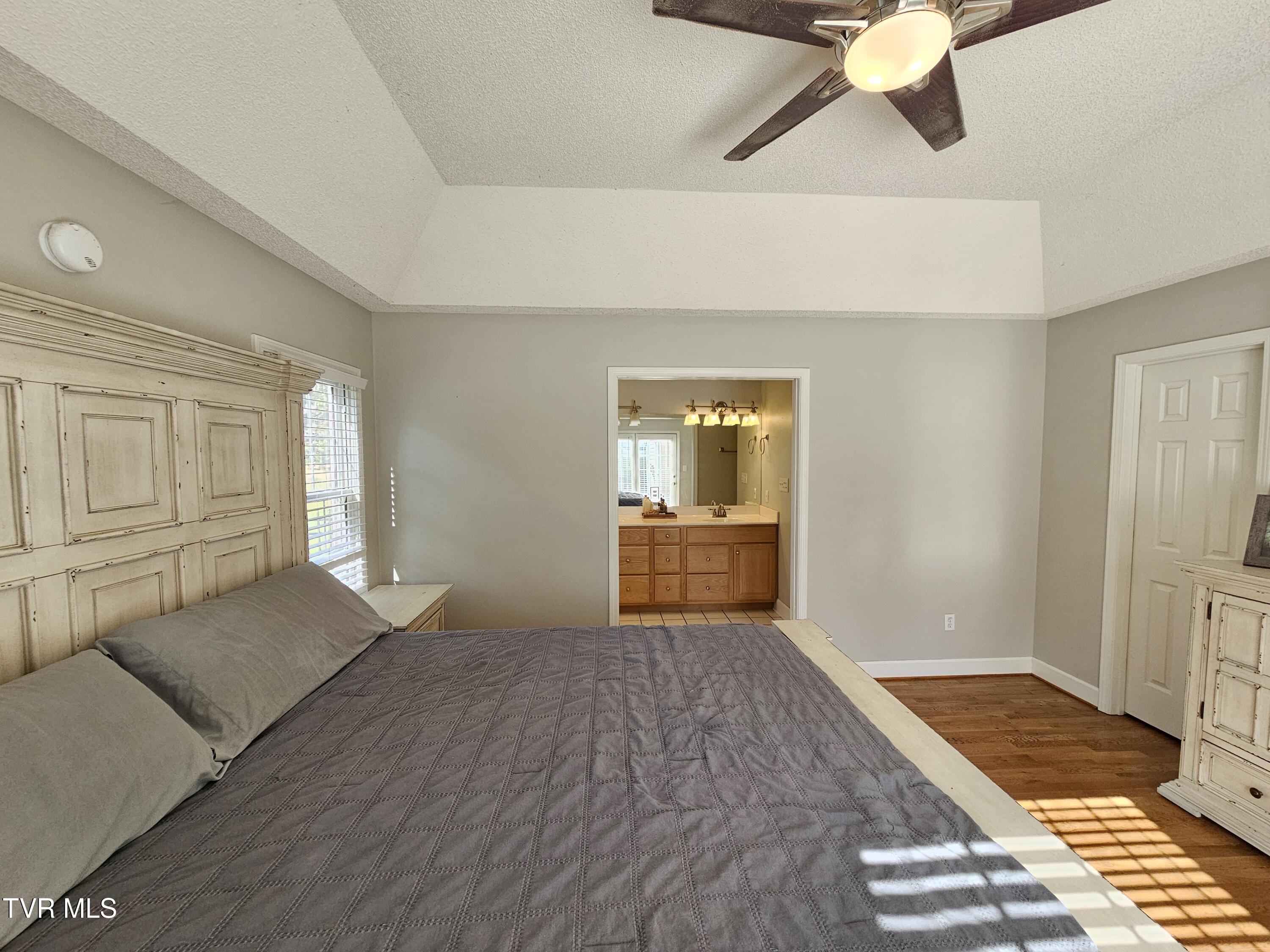 212 Chatham Road Bristol, TN 37620 - Photo 27 of 51 26