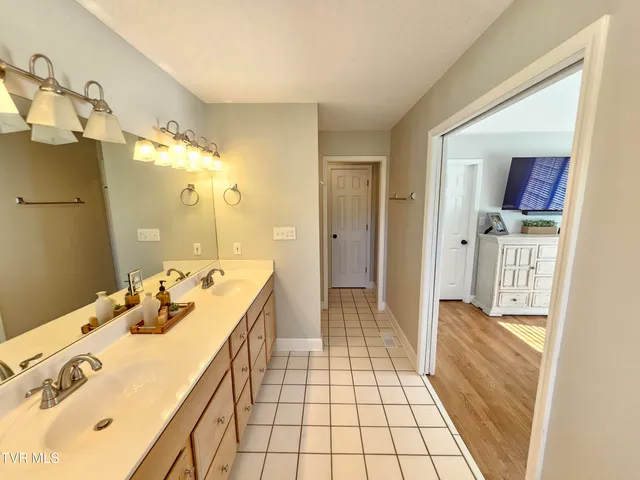 $435,000 | 212 Chatham Road, Bristol, TN 37620