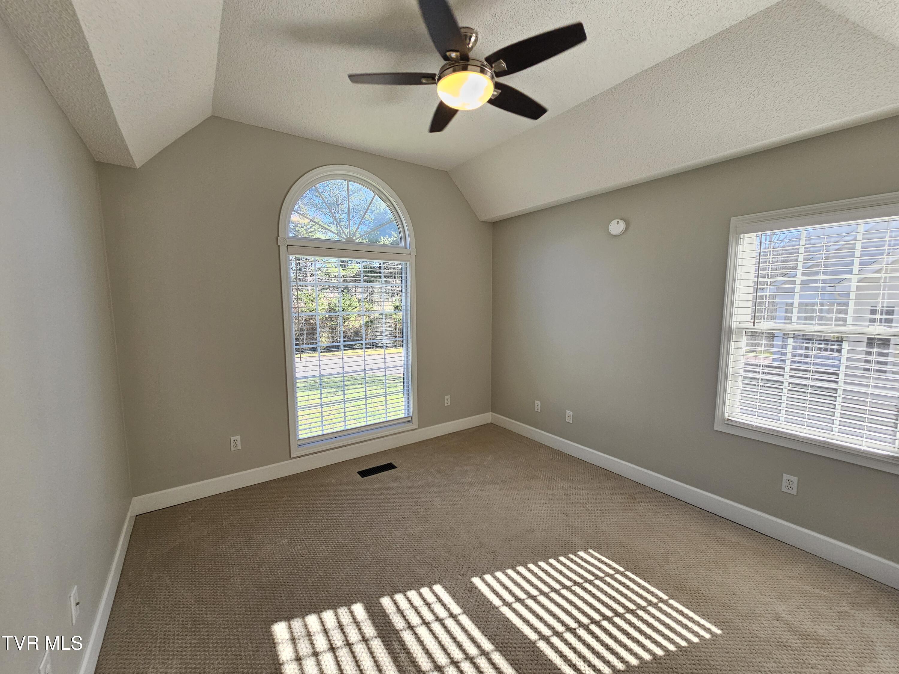 212 Chatham Road Bristol, TN 37620 - Photo 32 of 51 31