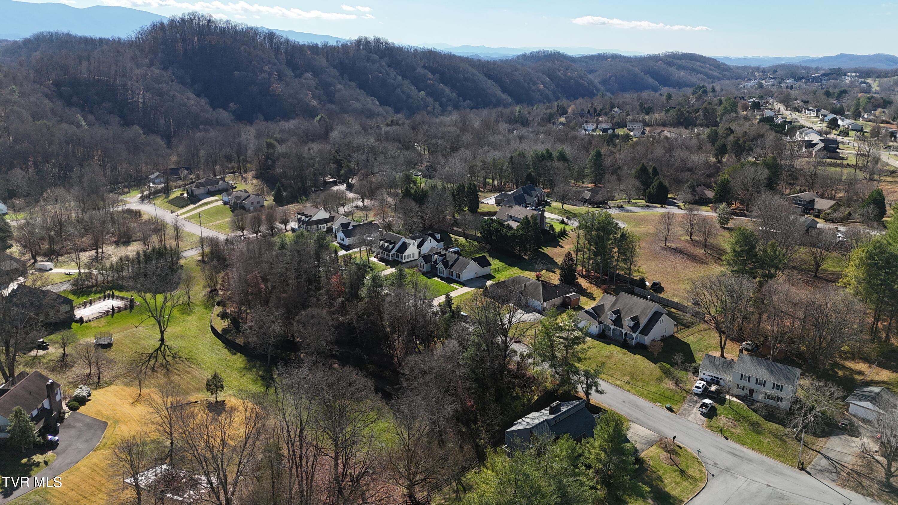 212 Chatham Road Bristol, TN 37620 - Photo 45 of 51 44