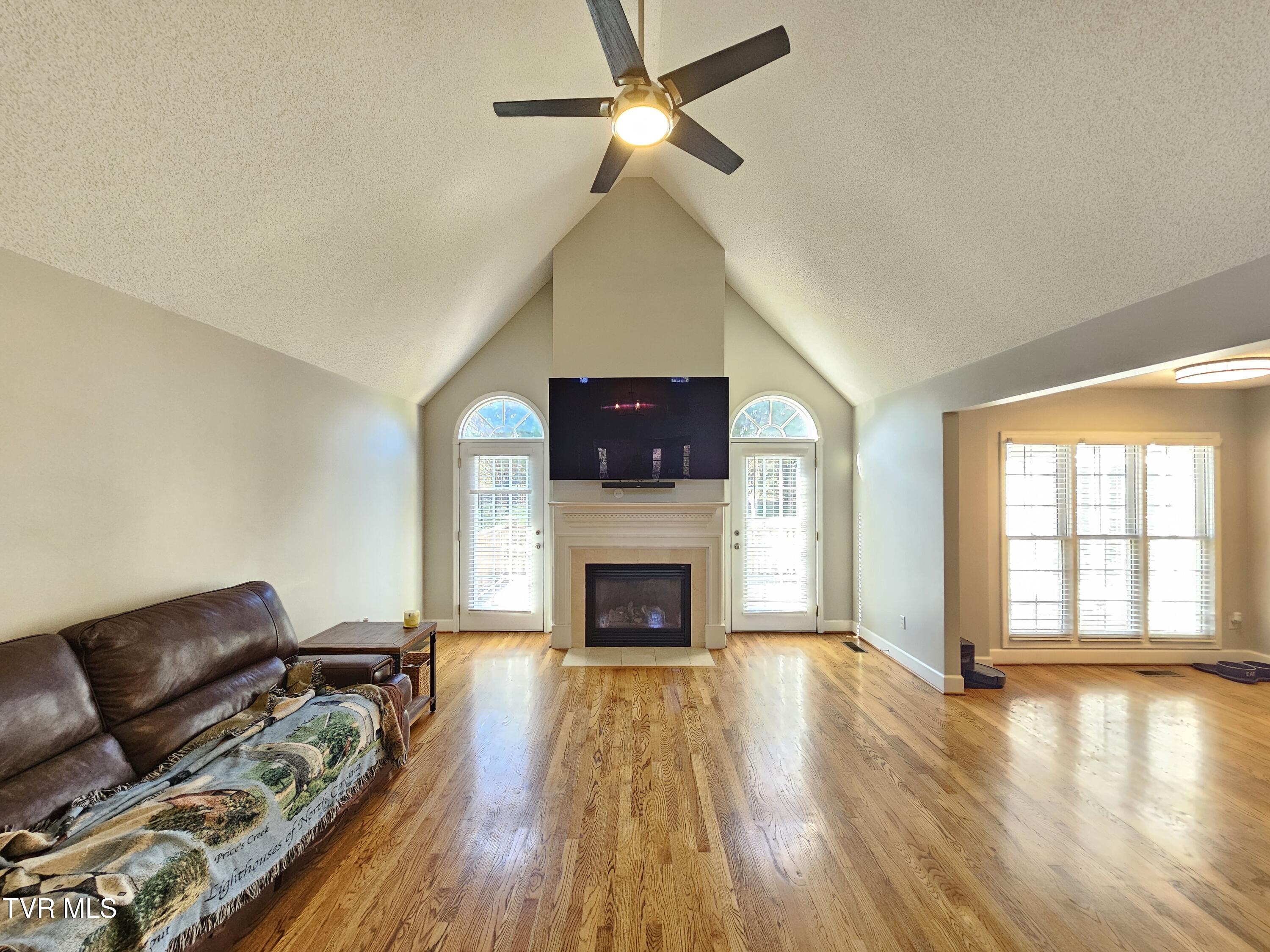 212 Chatham Road Bristol, TN 37620 - Photo 8 of 51 8