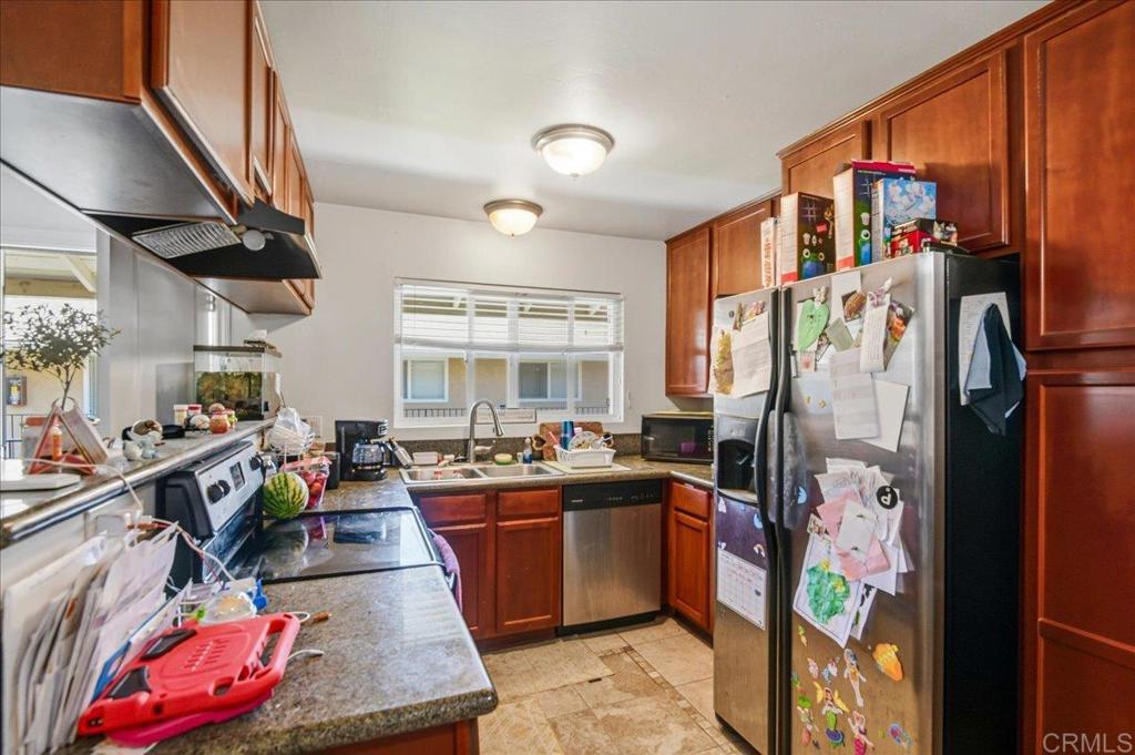 12805 Mapleview Street, Unit 8 Lakeside, CA 92040 - Photo 11 of 41