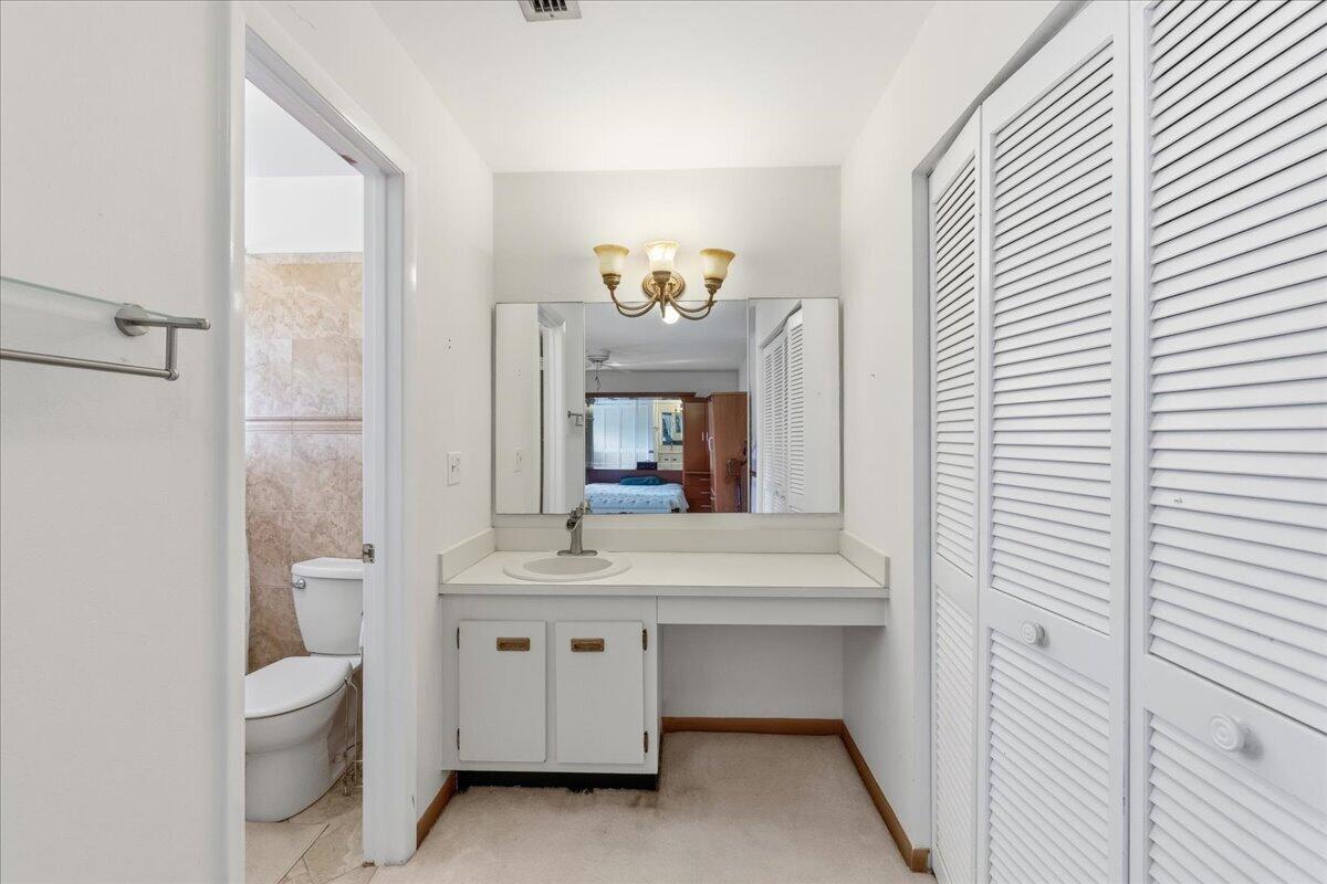 11140 Southwest 11th Place Davie, FL 33324 - Photo 15 of 37 19-8I8A0937