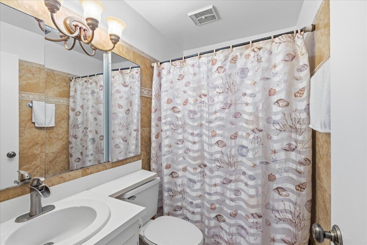 11140 Southwest 11th Place Davie, FL 33324 - Photo 17 of 37 21-8I8A0947