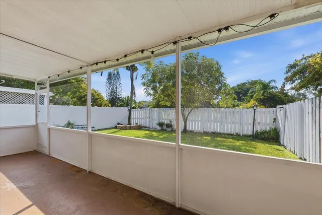 $450,000 | 11140 Southwest 11th Place, Davie, FL 33324