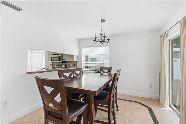 $450,000 | 11140 Southwest 11th Place, Davie, FL 33324